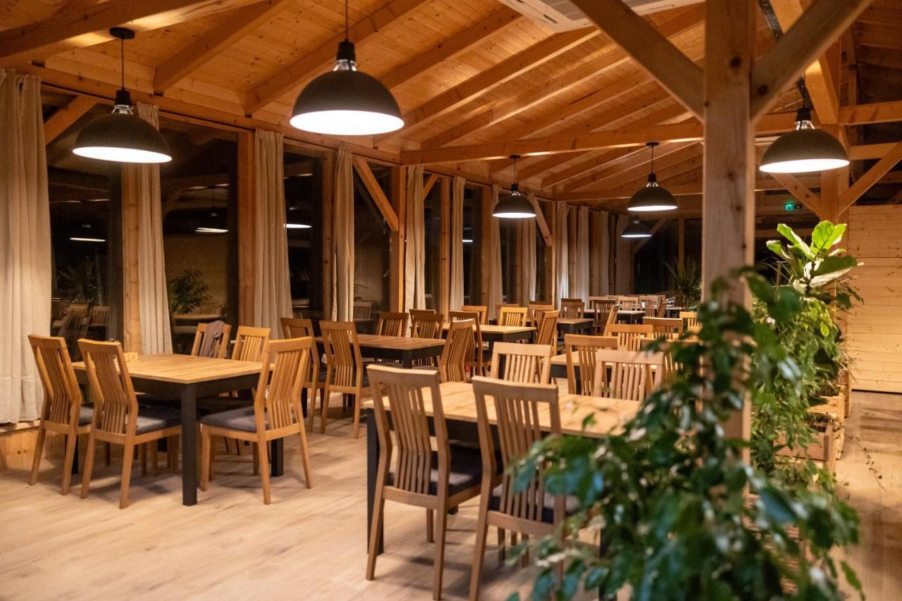 Glamping Resort Halicanum Grkavescak Exteriör bild