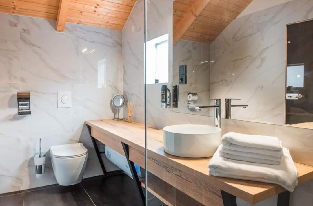 Glamping Resort Halicanum Grkavescak Exteriör bild